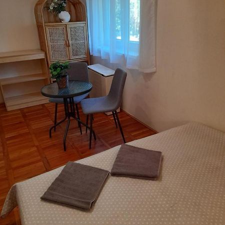 Zoeld Sziget Apartmanlakas Эгер Экстерьер фото