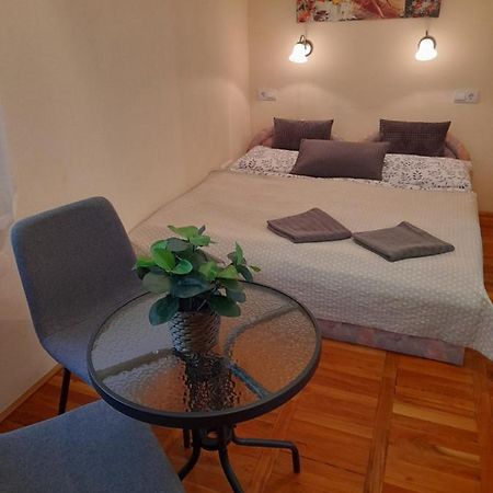 Zoeld Sziget Apartmanlakas Эгер Экстерьер фото